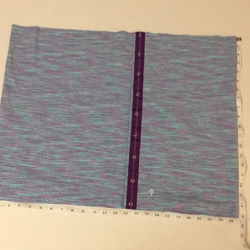 Ivivva Village Chill Scarf Jacquard Space dye plum